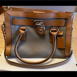 Michael Kors shoulder or hand bag